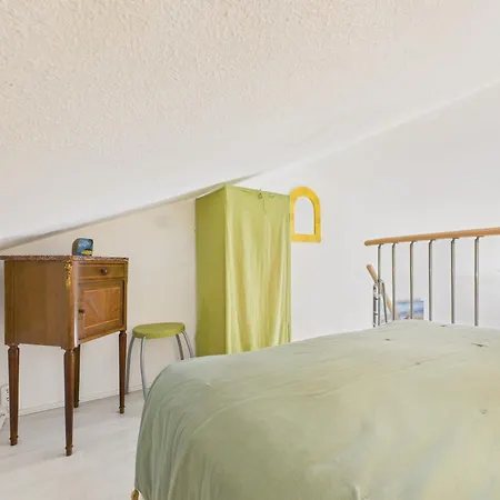 Apartamento Vue A 900m De La Pour 3 *